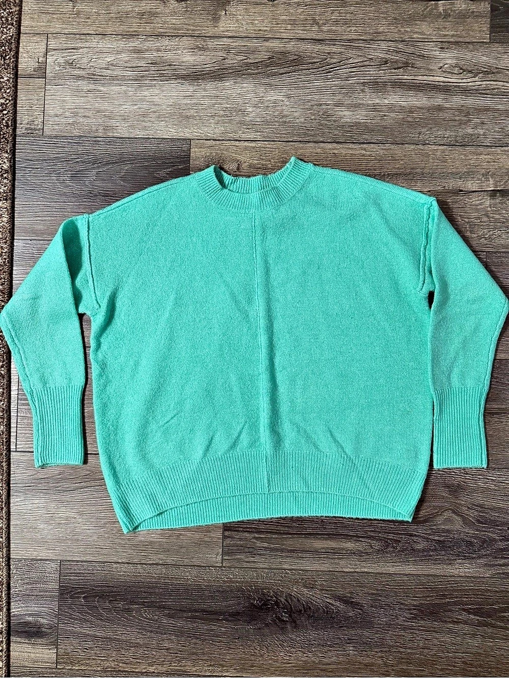 Vince Camuto Knit Sweater in Green Size XS